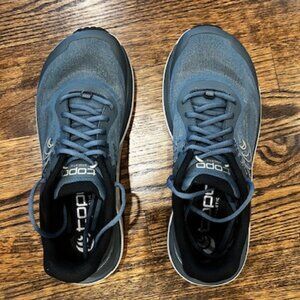 Topo Athletic Women's Ultraventure 4 Trail Running Shoes